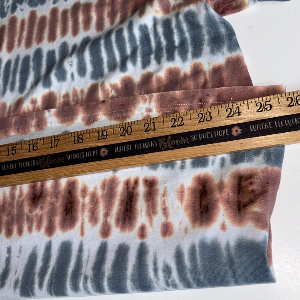 Polo V neck Tie Dye T Shirt 2XL MENS V NECK RED WHITE AND BLUE TUE DYE T
